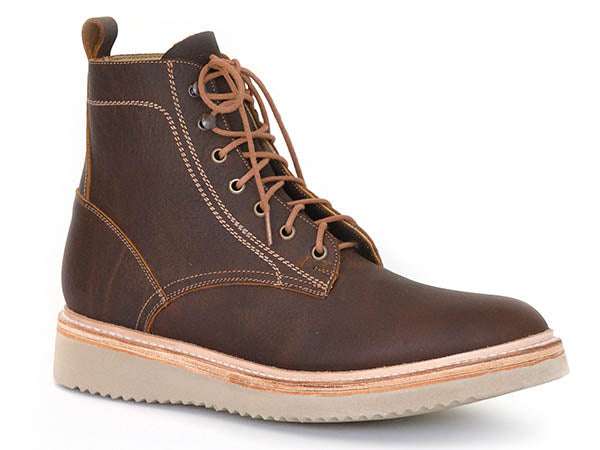 Men's Stetson Chukka Sky Walk brown leather boots with round toe and memory foam insole