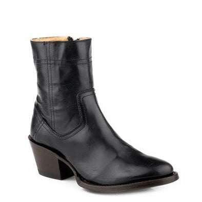 Women's Stetson Ramsey black leather ankle boots with round toe and handcrafted details