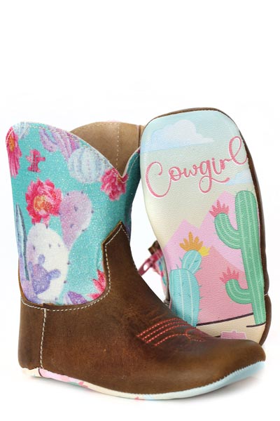 Botas Baby Tin Haul Lil Chestnut & Daisy con suela de carrusel hechas a mano en color rosa