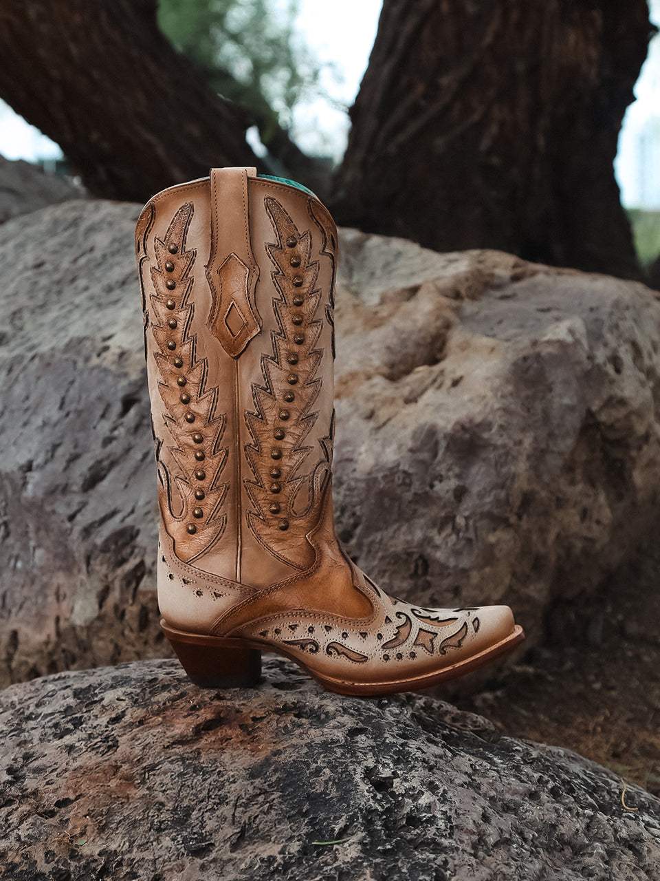 Women's Corral Sand Genuine Leather Boots with Embroidery & Overlay & Studs Wing Tip