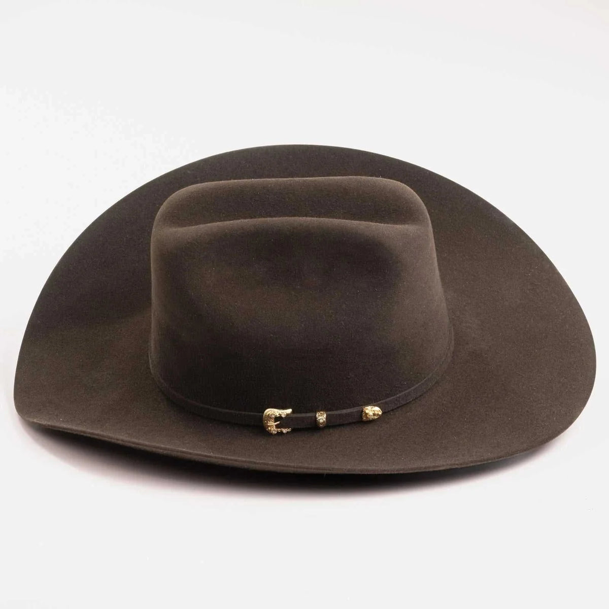 30x Larry Mahan Opulento fur felt chocolate cowboy hat with 4.5" crown and 4" brim, authentic cattleman crease, and gold buckle band
