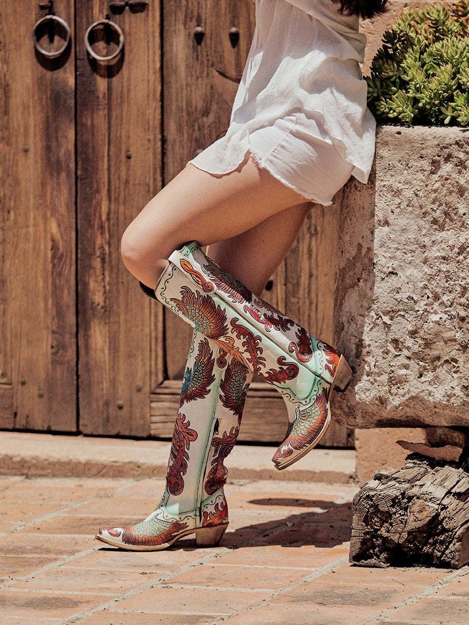 Women's Corral Brown Genuine Leather Boots with Inlay & Studs & Embroidery