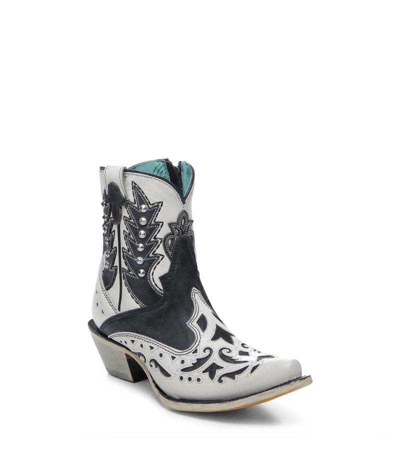 Women's Corral White Genuine Leather Boots with Black Embroidery & Overlay & Studs Wing Tip Ankle Boot
