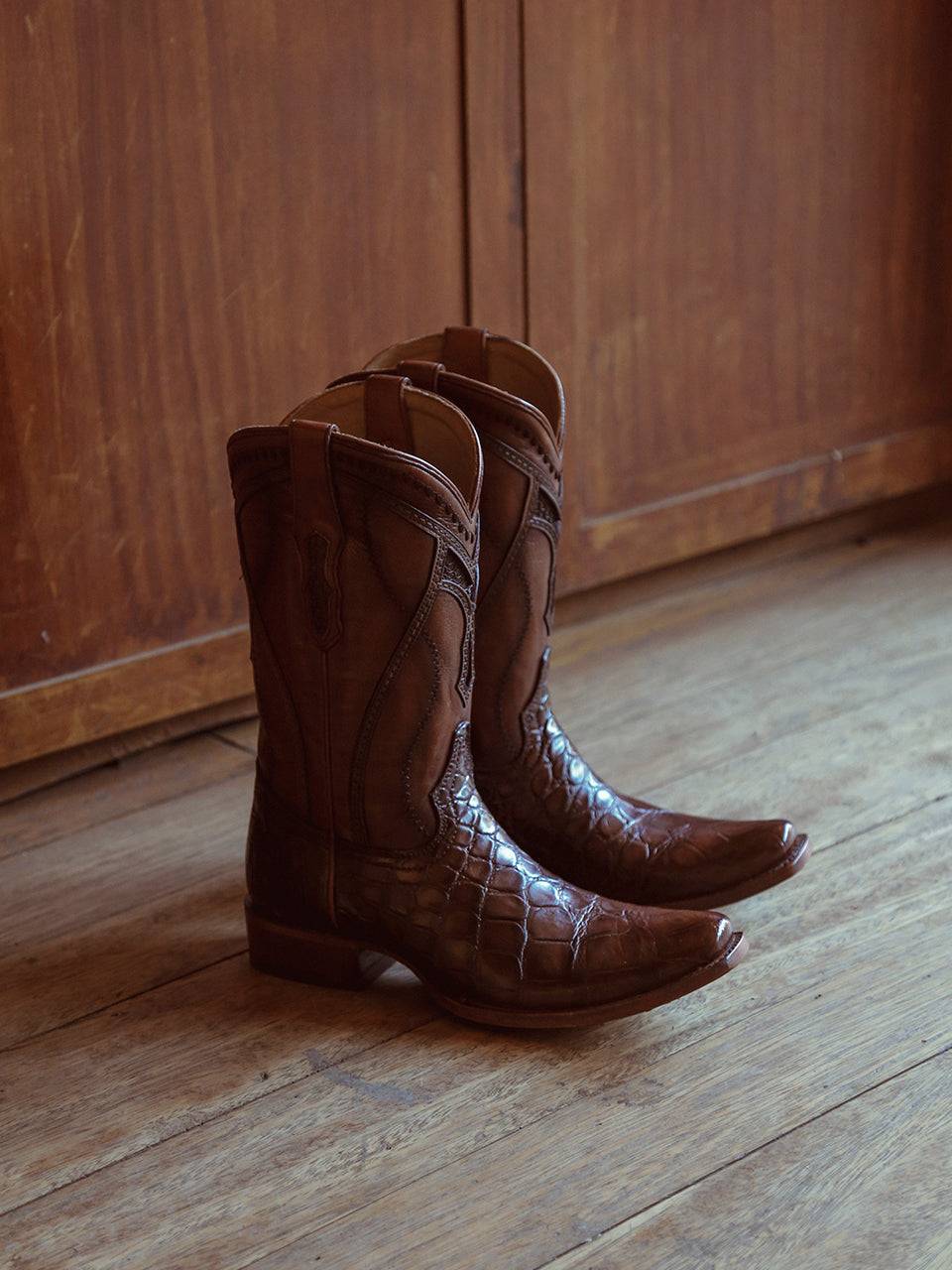 Men's Corral Honey Genuine American Alligator Boots with Inlay & Embroidery & Woven