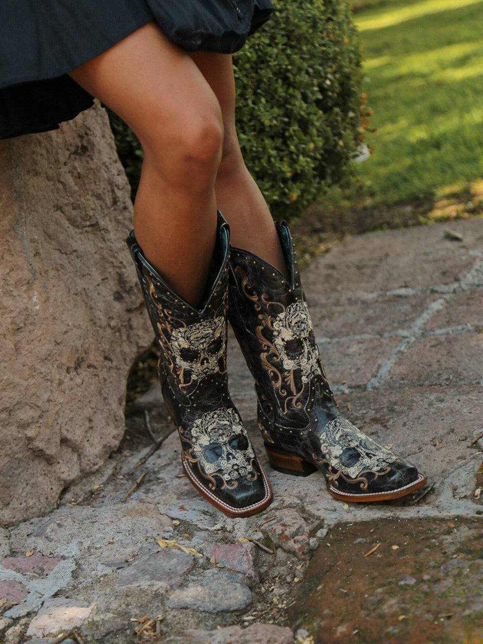 Women's Corral Black Genuine Leather Boots with Floral Skull, embroidered western boots with metal studs and square toes